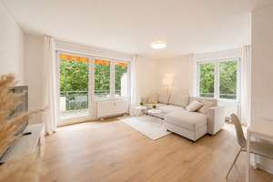Frisch sanierte 2-RW im DG* neue EBK* Süd-Balkon* moderne Möblierung* Bad mit Wanne* AK* PKW-SP* – Am Weißiger Bach 30b, 1328 Weißig, Dresden – Vorschaubild 9
