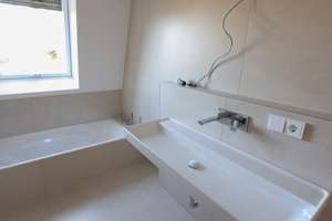 Luxuriöse Stadtvilla mit Grundwasser-Wärmepumpe und Photovoltaikanlage – Brückestraße 4c, 80999 Untermenzing, München – Vorschaubild 24