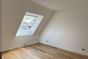 Luxuriöse 2,5 Zimmer Wohnung im 4.OG in Karlsruhe Innenstadt-West – Akademiestr. 28 28, 76131 Innenstadt-West, Karlsruhe – Vorschaubild 4