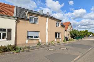 Zentrale Lage und großes Grundstück - Geräumiges Einfamilienhaus in Schildgen – Die vollständige Adresse der Immobilie erhältst du vom Anbieter., 51467 Schildgen, Bergisch Gladbach – Vorschaubild 1