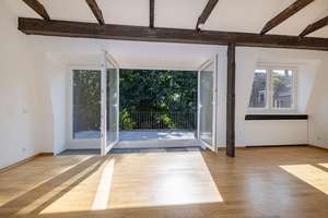 Wohnen mit Charakter – außergewöhnliche Dachgeschosswohnung mit großer Terrasse im Bismarckviertel – Die vollständige Adresse der Immobilie erhältst du vom Anbieter., 47799 Cracau, Krefeld – Vorschaubild 14
