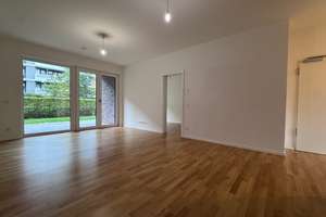 Willkommen in Ihrem neuen Zuhause! Großzügige 3-Zimmerwohnung mit Terrasse – Hedwig-Porschütz-Str. 30, 10557 Moabit, Berlin – Vorschaubild 2