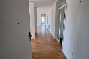4 Raum Wohnung mit Balkon und Einbauküche ( Innenbilder folgen am 15.08.2025 ) – Lange Feld Str. 71, 30559 Kirchrode, Hannover – Vorschaubild 4