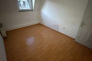 Charmante DG-Wohnung im Altbau – Duisburg-Duissern | 3 Zimmer | Nähe Innenhafen – Schreiberstr. 8, 47058 Duissern, Duisburg – Vorschaubild 12
