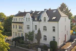 Stilvolles Townhouse & zwei Wohnungen – 50859 Weiden, Köln – Vorschaubild 2