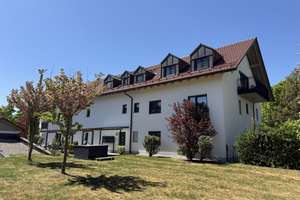 Moderne 3-Zimmer-Dachgeschosswohnung mit 2 Balkonen und toller Raumhöhe