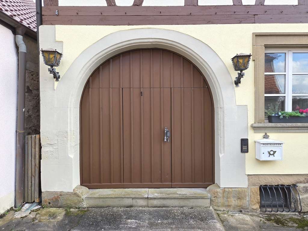 Immobilie in Zeil am Main - Historisches Schmuckstück in der Altstadt von Zeil am Main (Einzeldenkmal) - Bild 2
