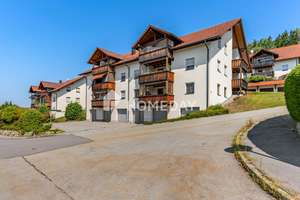 Dachgeschosswohnung mit EBK, Loggia, Garage & schönem Ausblick in Eging am See – Die vollständige Adresse der Immobilie erhältst du vom Anbieter., 94535 Eging am See – Vorschaubild 18