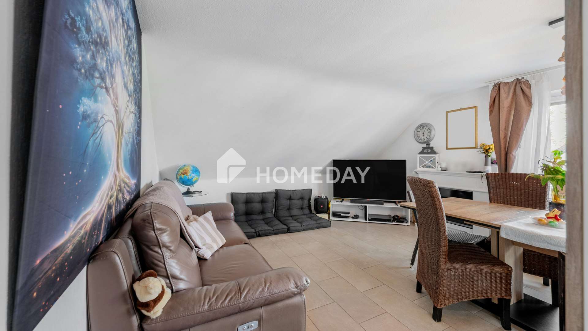 Immobilie in Weißensberg - Helle 4-Zimmer-Wohnung mit Süd-Balkon, offener Küche und ca. 100 Quadratmetern Wohnfläche - Bild 2