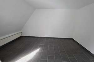 Neuer Preis Interessantes Familienidyll: Freistehendes Haus mit ca. 230 m² Wohnfläche und 3 Garagen – Die vollständige Adresse der Immobilie erhältst du vom Anbieter., 47829 Uerdingen, Krefeld – Vorschaubild 25