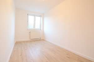 IMMOXANDER: Helle 4-Zimmer-Wohnung mit Südbalkon | bezugsfrei – Die vollständige Adresse der Immobilie erhältst du vom Anbieter., 85053 Südost, Ingolstadt – Vorschaubild 8