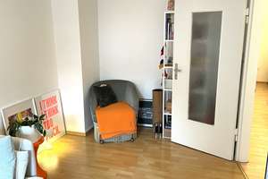 Maklerfrei in Köln-Klettenberg: Charmante Wohnung mit zwei Zimmern und Balkon – Die vollständige Adresse der Immobilie erhältst du vom Anbieter., 50939 Klettenberg, Köln – Vorschaubild 5