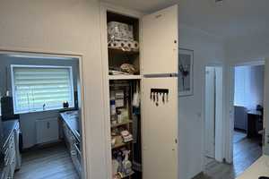 TOP LAGE! - möbelierte 3-Zimmer-Wohnung mit Balkon & Einbauküche am Salzgitter See – Salzgitter – Vorschaubild 2