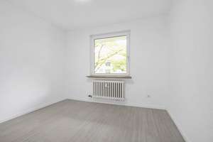 Bremen-Burgdamm/Burglesum | Renovierte 3 Zi.-Wohnung mit Balkon im 1.OG - provisionsfrei! – Die vollständige Adresse der Immobilie erhältst du vom Anbieter., 28719 Burgdamm, Bremen – Vorschaubild 9