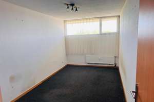 Provisionsfrei vom Eigentümer: Gepflegte 4 -Zimmerwohnung mit Balkon und Tiefgaragenstellplatz – Platanenallee 1, 50169 Kerpen – Vorschaubild 13