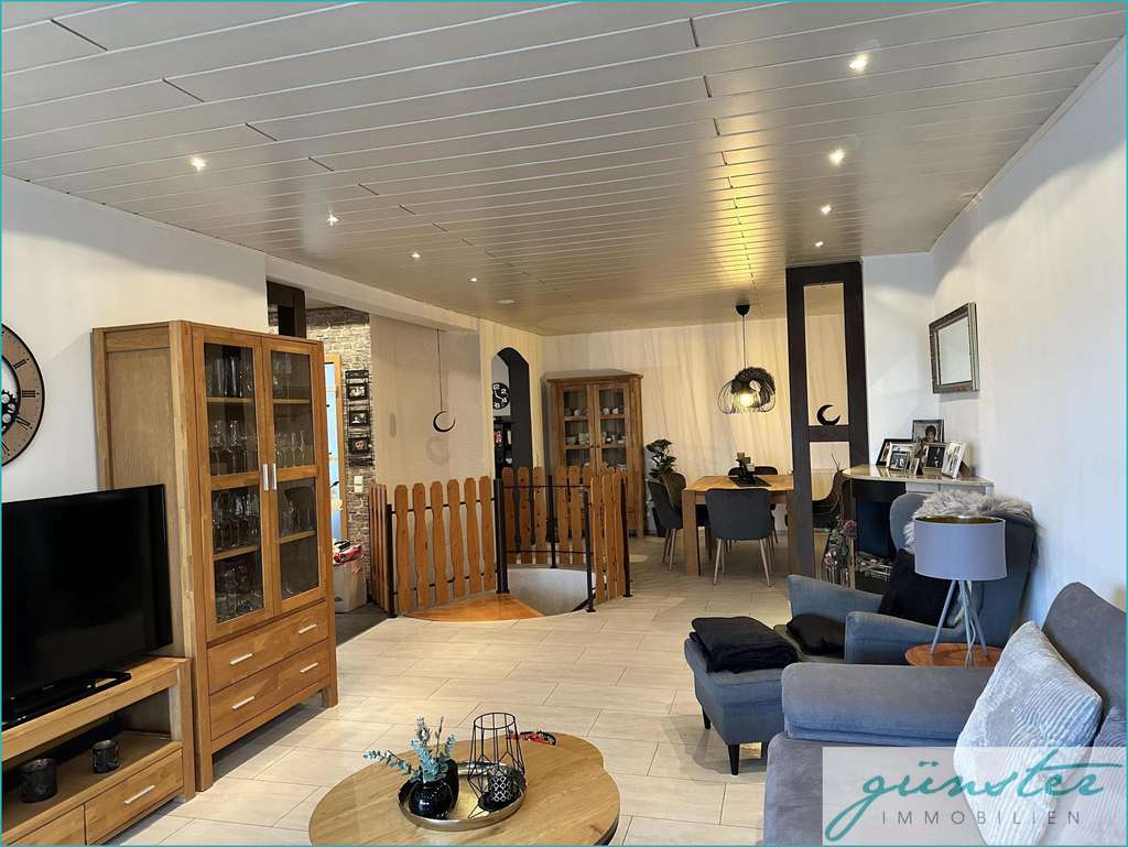 Immobilie in Unna - Unna-Massen-Nord: Zwei Häuser als ETW auf einem 497 m² großem Grundstück in ruhiger, grüner Lage! - Bild 3