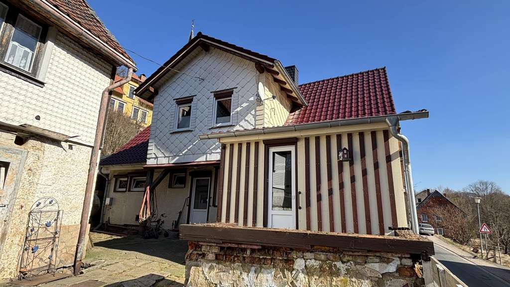 Immobilie in Thale - Modernisiert & vielseitig nutzbar - Bild 1