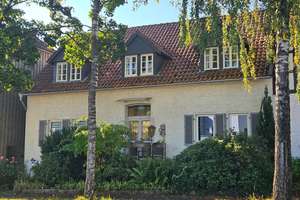 Charmantes Ein- bis Zweifamilienhaus mit Geschichte und Herz in Detmold-Hiddesen – Die vollständige Adresse der Immobilie erhältst du vom Anbieter., 32760 Detmold – Vorschaubild 1