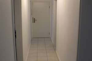 Exklusive, helle 3-Zimmer-Wohnung mit frisch saniertem Balkon und Einbauküche in Bonn Endenich – Magdalenenstr. 52, 53121 Endenich, Bonn – Vorschaubild 3