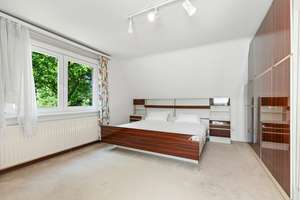 Viel Platz in zentraler Lage: Einfamilienhaus mit Wintergarten, Garten und Garage – Die vollständige Adresse der Immobilie erhältst du vom Anbieter., 22147 Rahlstedt, Hamburg – Vorschaubild 10