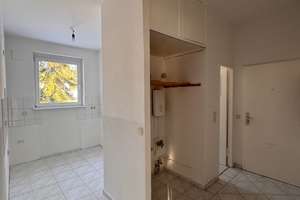 Attraktive Wohnung mit Balkon und Sondernutzungsrecht an 6 Garagen – Gollanczstr. 27B, 13465 Frohnau, Berlin – Vorschaubild 7