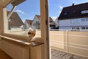 Lichtdurchflutete, frisch renovierte 1-Zimmer-Wohnung mit Balkon – von privat – 70619 Stuttgart – Vorschaubild 9