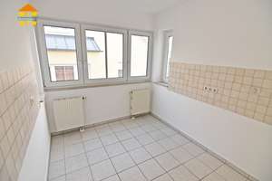 Tolle Lage, schöner Balkon mit Ausblick auf das Erzgebirge – Meisenweg 8/1, 9235 Burkhardtsdorf – Vorschaubild 6
