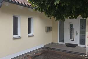 Modernes Haus mit 2 Wohnungen zur Selbstnutzung oder Anlage – Die vollständige Adresse der Immobilie erhältst du vom Anbieter., 85053 Südost, Ingolstadt – Vorschaubild 5
