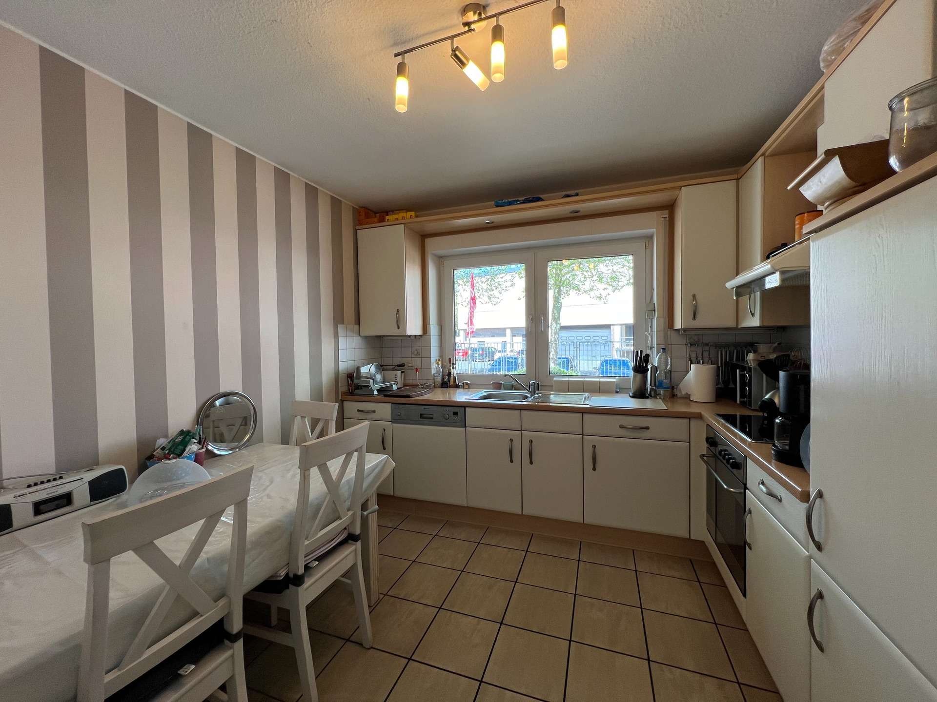 Immobilie in Velen - Ihre Investition in die Zukunft - Voll vermietetes Mehrfamilienhaus mit stabilem Ertrag in Ramsdorf - Bild 1