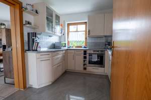 Charmantes EFH in Top Lage – Die vollständige Adresse der Immobilie erhältst du vom Anbieter., 89335 Ichenhausen – Vorschaubild 10