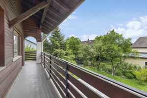 Großzügiges Haus mit vielseitigen Nutzungsmöglichkeiten und großem Garten in ruhiger Lage – Rosenheim (Kreis) – Vorschaubild 12