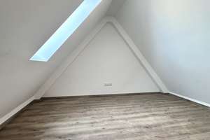 Neu ausgebaute DG Wohnung mit Galerie – Georgenstraße 41, 86152 Georgs- und Kreuzviertel, Augsburg – Vorschaubild 5