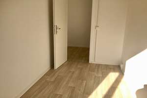 Zuhause im Grünen – Balkon & Park direkt vor der Tür – Am Stadtpark 8, 9120 Helbersdorf, Chemnitz – Vorschaubild 6