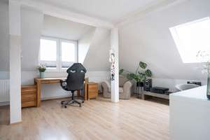Krefeld-Bockum! Modernisierter Altbautraum mit 60m² Sonnen-Terrasse und Garage in Zoo-Lage! – Die vollständige Adresse der Immobilie erhältst du vom Anbieter., 47800 Bockum, Krefeld – Vorschaubild 18