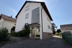 3 Familienhaus mit Garagen, Garten und Balkon sowie PV Anlage – Niederwaldstraße 17, 76532 Sandweier, Baden-Baden – Vorschaubild 3