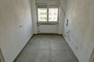 Frisch saniert, ruhig, grün: 3-Zimmer-Wohnung in Maxfeld sucht neue Bewohner – Attinghausenstraße 15, 90409 Maxfeld, Nürnberg – Vorschaubild 2