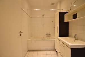 Für Individualisten! Freie 2-Zimmer-Whg mit EBK  – Ellerstraße 111, 40227 Oberbilk, Düsseldorf – Vorschaubild 4