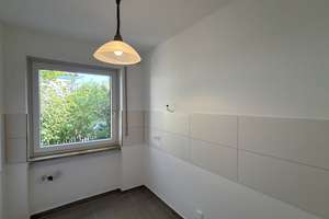 Sanierte 2-Zimmer-Wohnung mit Süd-Terrasse u. Duplexparkplatz in Schwabing-Biederstein (unvermietet) – Maasweg 1, 80805 Biederstein, München – Vorschaubild 20