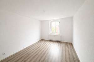 Bezugsfreie 2-Zimmer-Wohnung in gepflegtem Zustand – Emmastraße  27, 47169 Marxloh, Duisburg – Vorschaubild 3