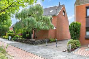 Reiheneckhaus mit 6 Zimmern, Garage und schönem Außenbereich – 28307 Arbergen, Bremen – Vorschaubild 3