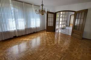 Repräsentative Villa mit riesigem Ausbaupotential - courtagefrei - – Die vollständige Adresse der Immobilie erhältst du vom Anbieter., 50996 Hahnwald, Köln – Vorschaubild 7