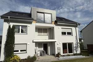 Exklusiver Erstbezug: Neue 3 ZKB DG-Wohnung (KfW 40) mit Balkon, EBK & Stellplatz in BI-Brake – Nadefeld 13, 33729 Heepen, Bielefeld – Vorschaubild 14