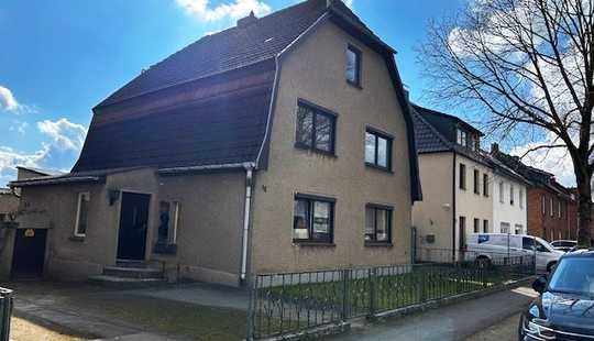 Bild von Gepflegtes Mehrgenerationshaus mit vielseitigen Nutzungsmöglichkeiten