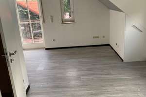 Doppelhaushälfte mit traumhaftem Garten in Gilching zu vermieten – Die vollständige Adresse der Immobilie erhältst du vom Anbieter., 82205 Gilching – Vorschaubild 9
