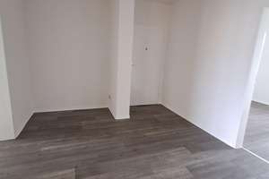 Helle 3-Zimmer-Wohnung mit Balkon in Braunschweig – Sielkamp 18-22, 38112 Nordstadt, Braunschweig – Vorschaubild 2