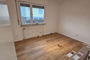 Viel Platz für Ihre Ideen: 5-Zimmer-Wohnung in Reutlingen – Die vollständige Adresse der Immobilie erhältst du vom Anbieter., 72766 Mittelstadt, Reutlingen – Vorschaubild 3