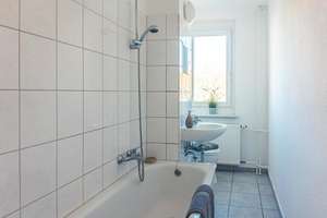 Modernisierte 2-Raum-Wohnung mit Tageslichtbad – Weststr. 123, 9116 Altendorf, Chemnitz – Vorschaubild 4