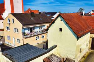 drei Wohneinheiten, ein Gewerbe, 6 Garagen, 5 Stellplätze, ein genehmigtes Loft ein Preis!!! – Die vollständige Adresse der Immobilie erhältst du vom Anbieter., 85055 Etting, Ingolstadt – Vorschaubild 3
