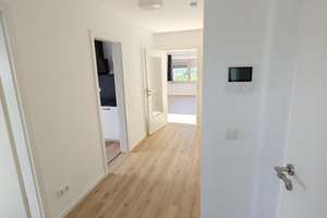 Frisch sanierte 3-Zi.-DG-Wohnung im Grünen – Fußbodenheizung, Wärmepumpe & Waldblick – 51375 Schlebusch, Leverkusen – Vorschaubild 3