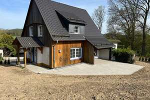 Attraktives 4-Zimmer-Einfamilienhaus in Strombach – Mozartstraße 29, 51643 Gummersbach – Vorschaubild 3